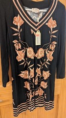 max studio dress Sz Sblack With Floral Print