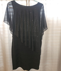 En Focus Studio Women 8 Black Glitter Chiffon Overlay Sheath Dress Cape Sleeve