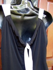 EN FOCUS STUDIO LITTLE BLACK DRESS SZ 10 STONE ACCENTED NECKLINE WHITE TRIM NWOT