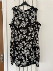 New Papaya @ Matalan Shift Dress Size 20 Straight Lightweight Black/White