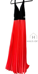 Crystal Doll Black & bright Red Pleated Chiffon Maxi Dress Cut Out Zip Size S