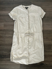 Banana Republic 4 Beige Cotton Woven Shirt Dress Short Sleeve Button Pockets