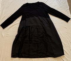 Alembika Women’s 6 Black Solid Shift Knee Length Long Sleeve Round Neck Dress