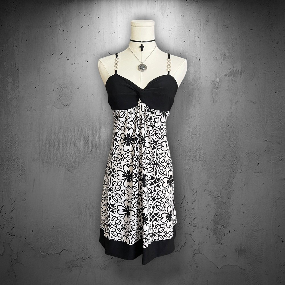 Y2K Hot Tempered Black White Mandala Floral O-Ring Strap Babydoll Midi Dress M