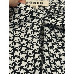 Boden Black White Floral Midi Dress 6P Long Sleeve Petite Ruffle Neck Fall