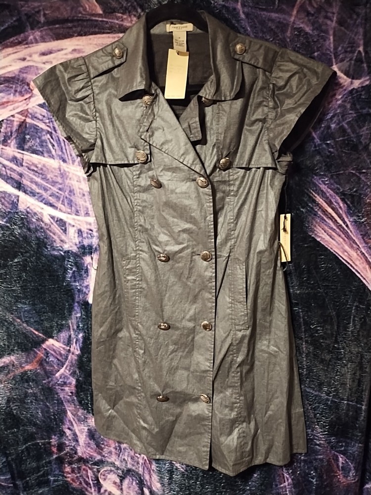 Vertigo Paris Dress Medium Bottoms Two Pockets. No Belt. MSRP $260