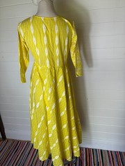GERUA SIZE XS APPROX 8 10 YELLOW WHITE BATIK STYLE PRINT DRESS FULL SKIRT SUMMER