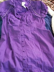 CLEARANCE! STUDDED PURPLE DESIGN BUTTON DOWN Hi collar SIZE MEDIUM