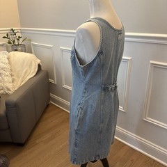 Levi&rsquo;s Denim Dress L Light Wash Button Front Scoop Neck Britney Spears Y2K