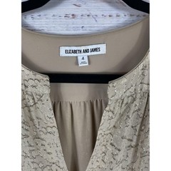 Elizabeth And James Dress 4 Size Small Jacquard V Neck Shift 3/4 Sleeve Short