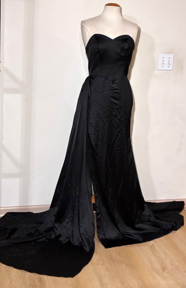 ChicSew-Strapless S&rsquo;Hrt Lux Satin Drape Panel Gown(Black)-Sz 8 – MRSP $285