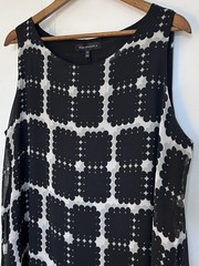 Max Studio 1X Black White Geometric Dress Sleeveless Shift Tunic Flowy $128