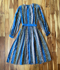 VTG German Long Sleeve A-Line Dress Gold Start Soiree Belted Size 42 / US Size L