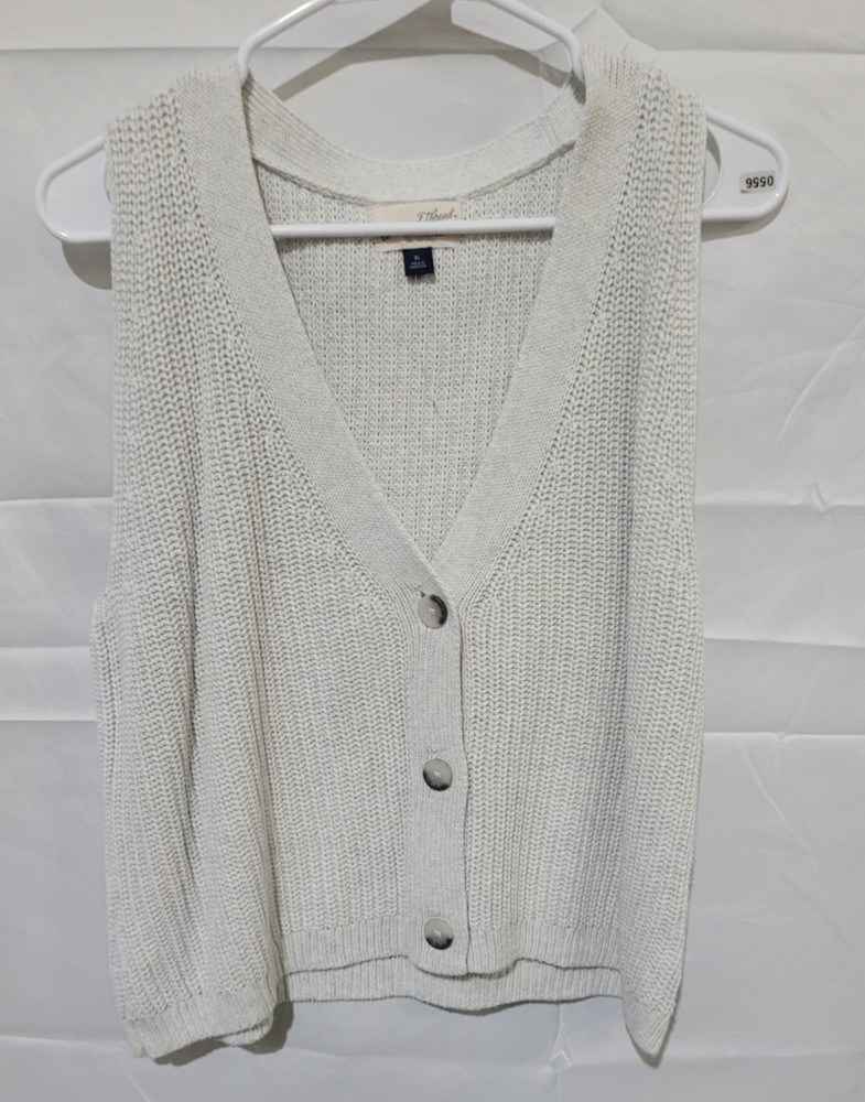SIZE MEDIUM Ivory Sweater Vest