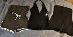 Women’s M (3) romper short one piece