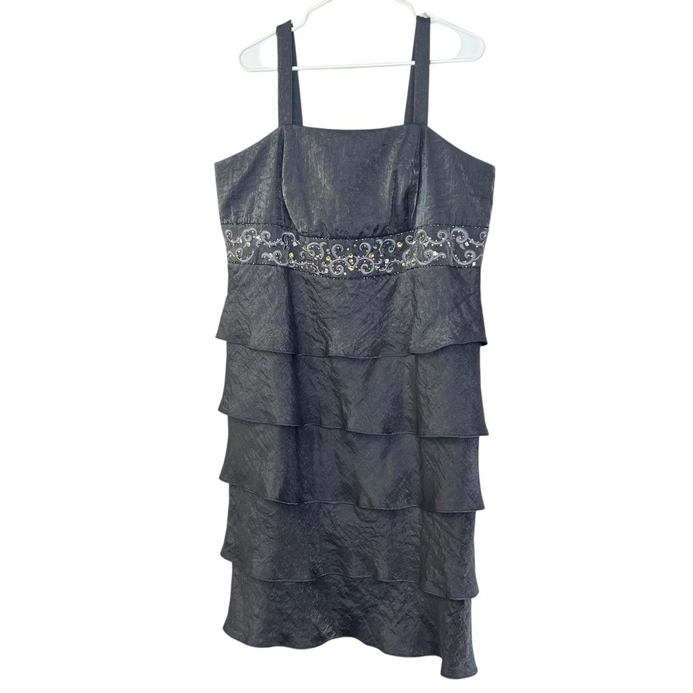 R&M Richards Woman Tiered Dress Embellished Formal Party Size 16W (1 Piece)