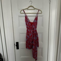 NWT Lovers and Friends Kamala Mini Dress in Red & Purple Floral Size XS