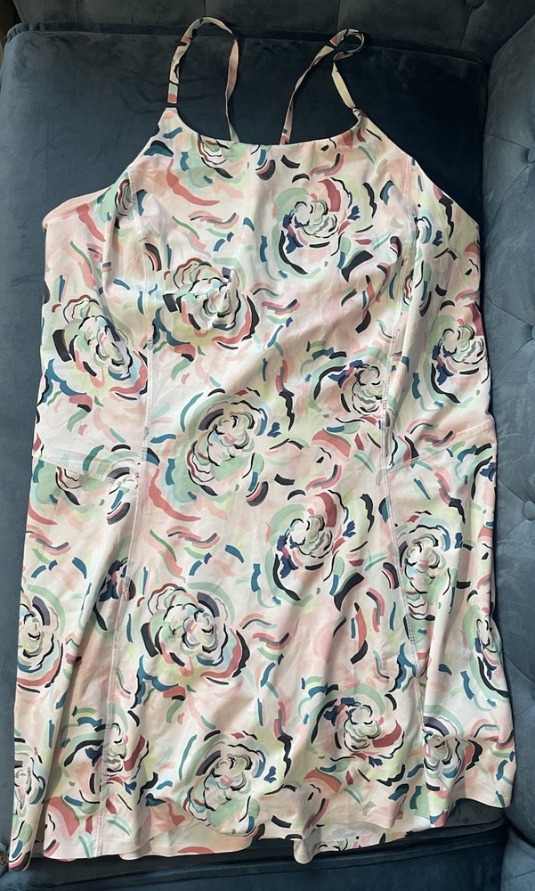 Athleta Infinity Dress Sz 1x Floral Print Dress Lined Built-in Shorts Pocket