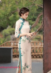 Women Chinese Style Elegant Cheongsam Silk Satin Dress Retro Qipao Dress Gown