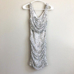 Express Dress Size 0 Sheath Ruched Sleeveless White Floral Lace Overlay V Back