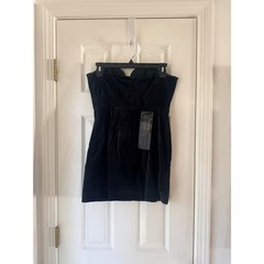 BCBGMAXAZRIA Velvet Mini Dress Black Strapless Cutout Sweetheart MD05D37-BLK 4