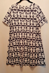 Loft Ann Taylor Size S Black/ White Floral Vine Pattern Short Sleeve Shift Dress