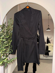 PrettyLittleThing Black Wrap Belted Blazer Dress–Size 8-Seller with 7500+Reviews