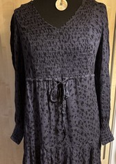 Gorgeous flattering Monsoon Summer Dress Size L (16) great for hols
