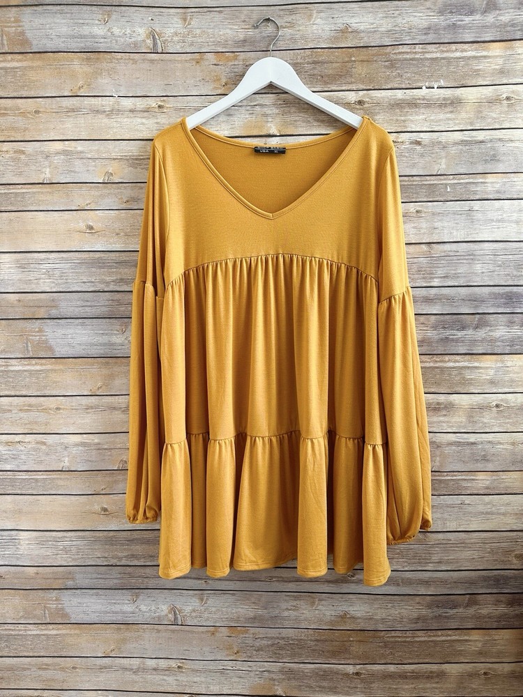 Shop Basic USA Dress Women’s Size XL Gold Mini Long Sleeve V-Neck NWOT