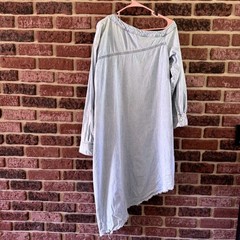 Zara Denim Asymmetrical Off Shoulder Light Wash Shirt Dress L Raw Hem Edgy Fray