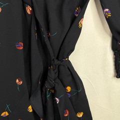 Cabi Divine Floral Print Wrap Dress size Small Black Style# 4391