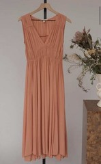 Grade & Gather Shirred Tiered Midi Dress M Coral V-Neck Sleeveless Solid