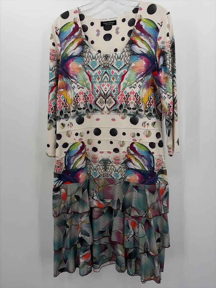 Pre-Owned Tango Mango Ivory Size Medium Knee Length Long Sleeve Dress