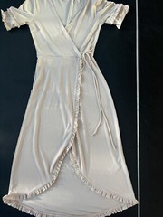 Topshop Waist Tie Belt V-Neck Ruffle Trim Short Sleeves Wrap Dress Cream US 2