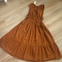 Speed Limit Brown Solid V-Neck Sleeveless Smocked Waist Woven Rayon Midi M