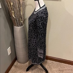 Evereve John + Jenn Black Leopard Sweater Dress Black & Gray Size Small NWT’s