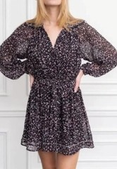 the shirt by rochelle behrens Dress The Taylor Dress size med retails $143 NWOT