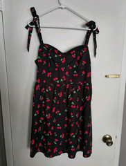 Women’s Black Cherry Print Sweetheart Strappy Smocked Back Mini Dress XL