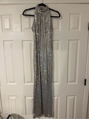 Vintage Papell Boutique Evening Silver Sequin Halter Gown Size 4 Formal Dress