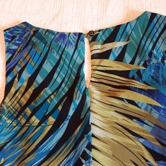 EnFocus Studio Dress Size 4 Palm Leaves Sleeveless Blues Tan Green Lightweight