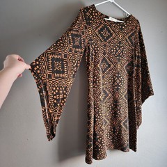 Aryeh Geometric Tribal Print Dress Dolman Batwing Sleeve Boho Artsy Librarian M