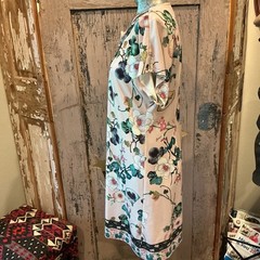 Hale Bob Dress Size M Jersey Center Pleat Split V-neck Asian floral