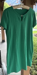 Tommy Hilfiger Short Sleeve Kelly Green Keyhole Sheath Dress Gold Emblem Size L