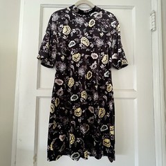 Current Project Floral Stretch Velvet Choker Neck Mini Dress Size Large Cutout