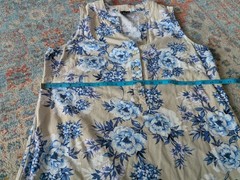 JH Sleeveless Dress Size 14 Tan Blue Floral Rayon Linen Button V-Neck 163C