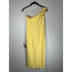 NWT Lulus Twist and Make Up Light Yellow One-Shoulder Bodycon Midi Dress Medium