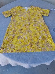 Isaac Mizrahi Live, V-Neck Dress w Elbow Sleeves, Pre-owned MP, 2 Pockets