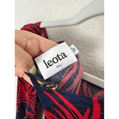 Leota Tropical Print Dress Small Red Blue Palm Leaf 3/4 Sleeve Fit & Flare