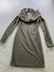 Haute Monde Women&rsquo;s Brown Medium Ribbed Knit Cowl Neck Dress