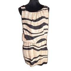 XXI Women&rsquo;s M/M Black & White Striped Sleeveless Short Dress Regular pockets